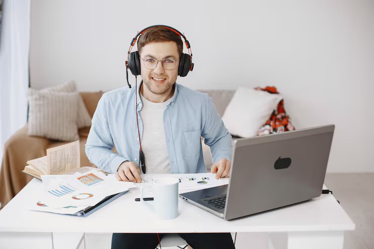 How to Work with a Remote Bookkeeper